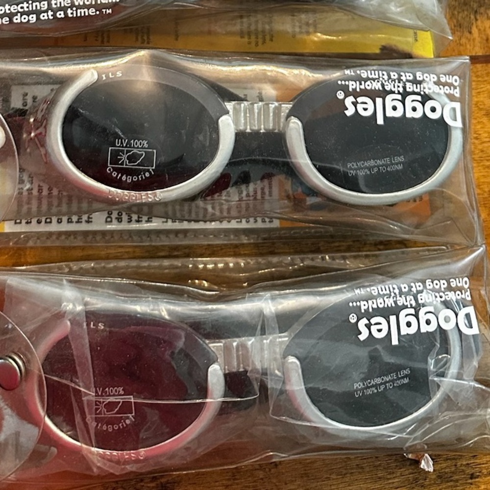 Doggles Silver Dog Glasses Goggles Sunglasses Size‎ Medium